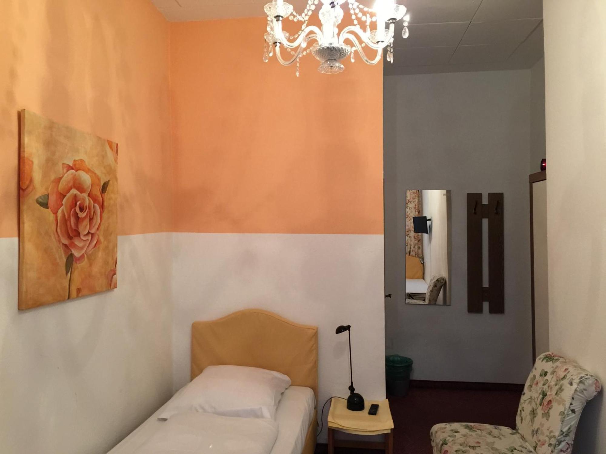 Hotel Galleria Мюнхен Екстериор снимка
