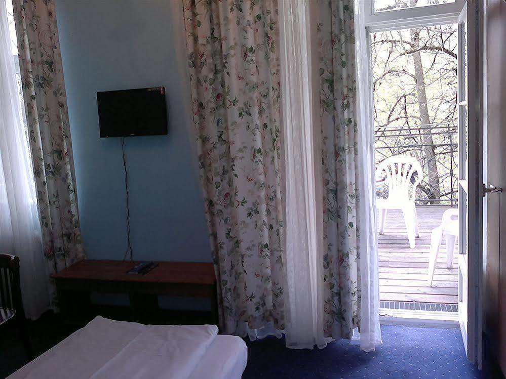 Hotel Galleria Мюнхен Екстериор снимка